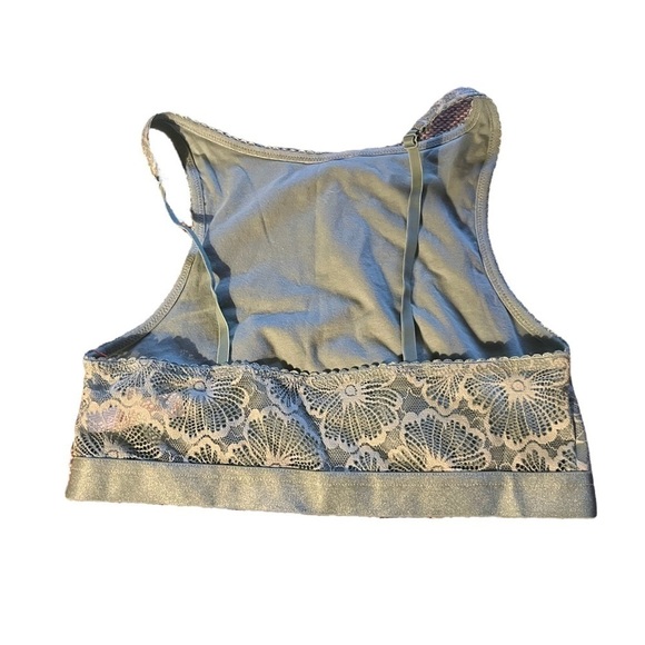NWT Colsie Women’s Lace Bralette - Picture 2 of 3